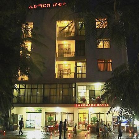 Lakemark Hotel And Tour Service Бахр-Дар Экстерьер фото