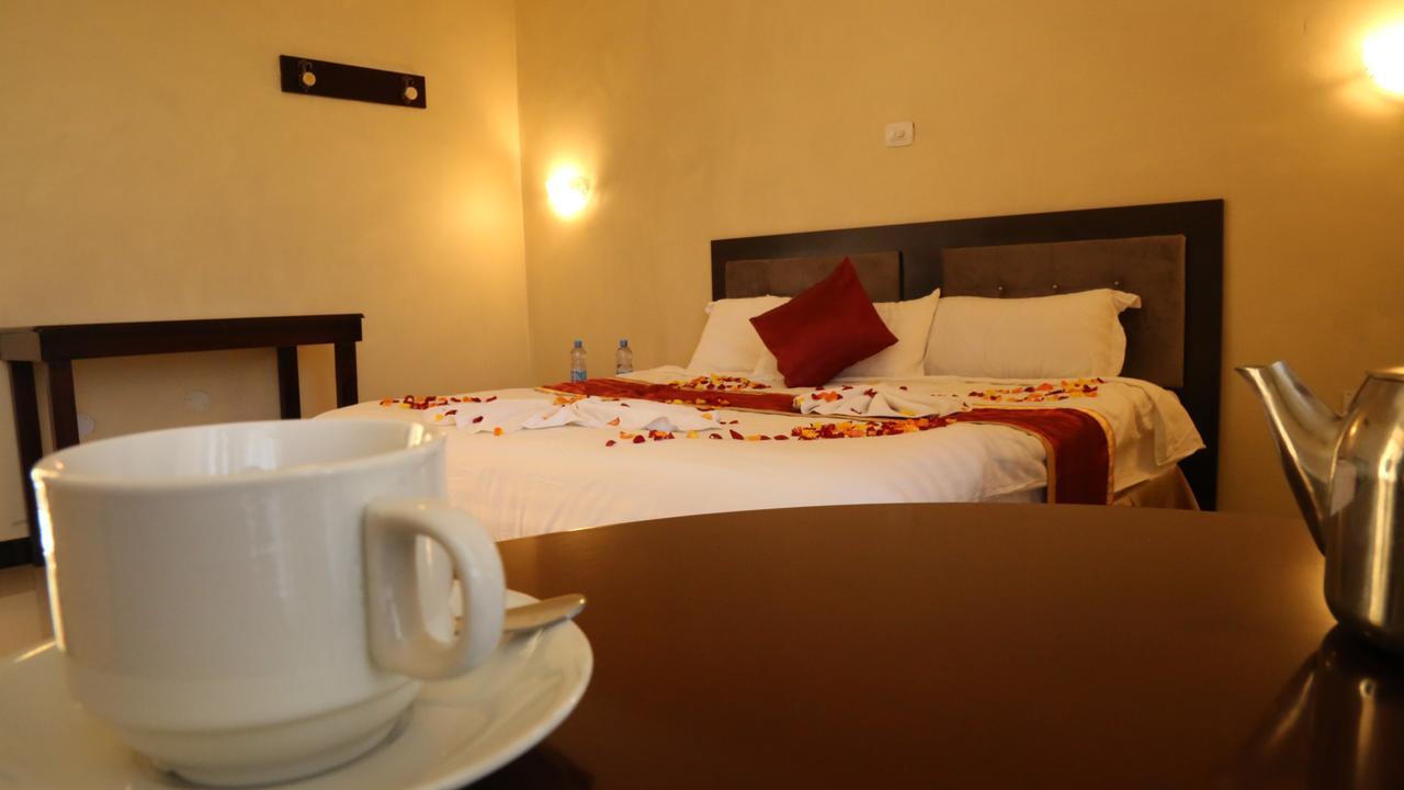 Lakemark Hotel And Tour Service Бахр-Дар Экстерьер фото